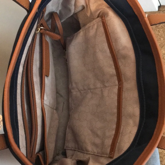 Navy Nylon Michael Kors Bag - Picture 3 of 3